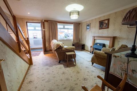 18 Moor Close, Darwen, BB3 3LG