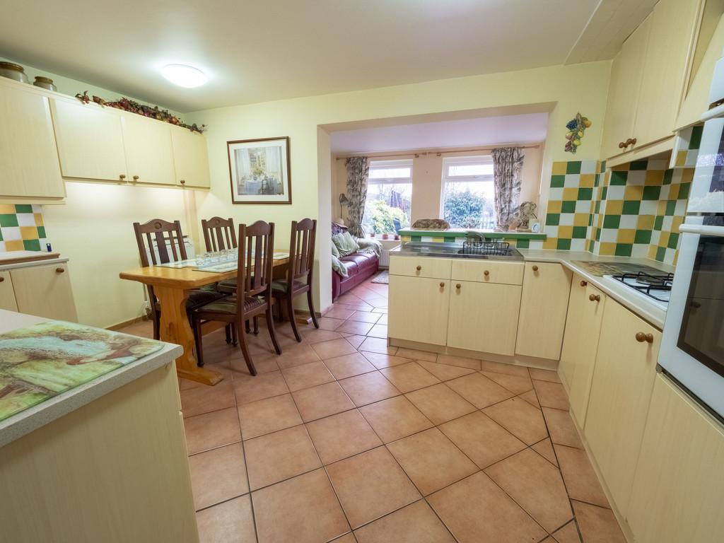 Dining kitchen