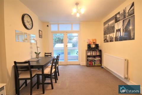 106 Duncroft Avenue, Coventry, CV6 2BW