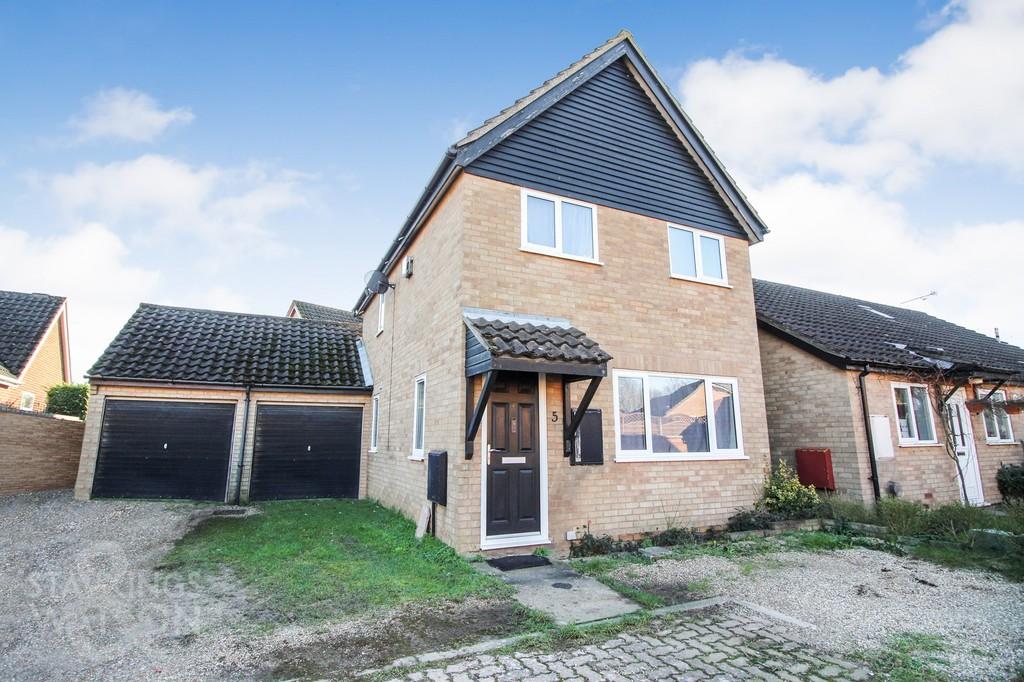 Stylman Road, Clover Hill, Norwich 3 bed detached house £195,000