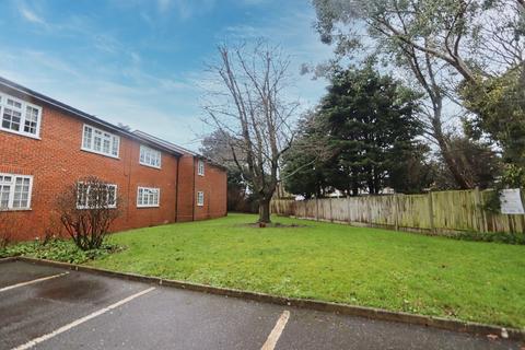 10 Barkwood Close, Romford, RM7 7AG