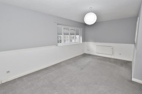10 Barkwood Close, Romford, RM7 7AG