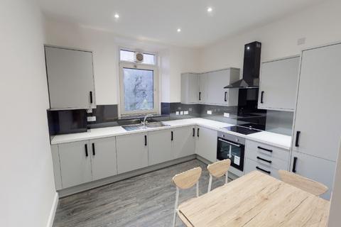 2 bedroom flat to rent, Crown Street, City Centre, Aberdeen, AB11