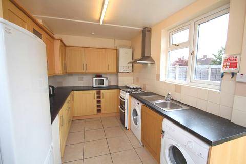 6 bedroom house to rent - Ernest Road, Kingston upon Thames KT1