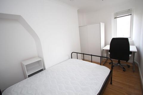 6 bedroom maisonette to rent, Surbiton Road, Kingston Upon Thames KT1