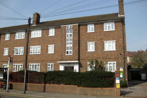 2 bedroom flat to rent, Wimbledon Park Court, London, Greater London, SW19