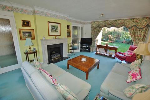 4 bedroom detached house for sale, North Grays