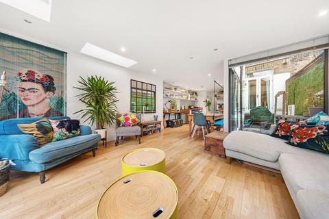 Flat 1, 28 Rattray Road, London, SW2 1BD