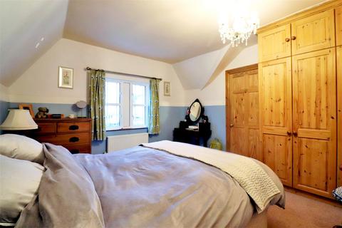 15 Lower Park Road, Belvedere, DA17 6EF