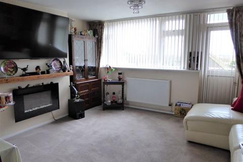 45 Warbank Crescent, New Addington, Croydon, CR0 0AY