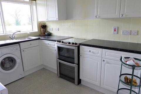 45 Warbank Crescent, New Addington, Croydon, CR0 0AY