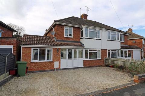 39 Cliffe Way, Warwick, CV34 5JF