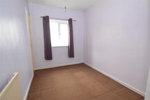 11 Alpine Rise, Thornton, Bradford, BD13 3NA
