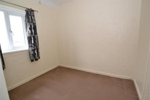 11 Alpine Rise, Thornton, Bradford, BD13 3NA