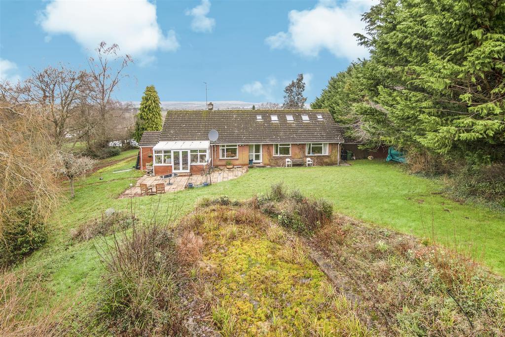 Ford Street, Wellington 4 bed bungalow £595,000