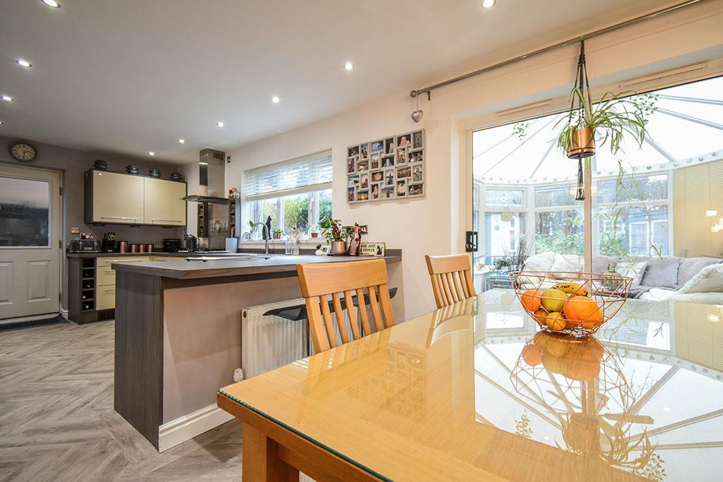 Kitchen-2.jpg