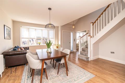 36 Greythorn Drive, West Bridgford, Nottingham, NG2 7GG