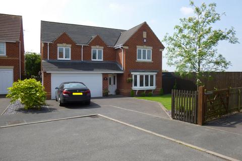 5 bedroom detached house for sale, Queen Victoria Drive, Swadlincote, DE11