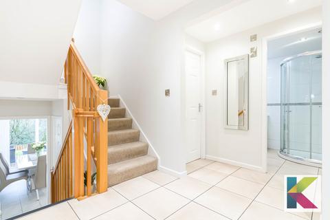 7 Lower Wrigley Green, Diggle, Oldham, OL3 5WG