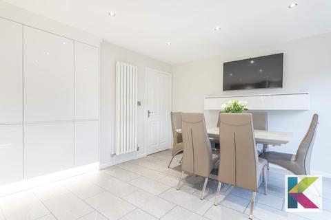 7 Lower Wrigley Green, Diggle, Oldham, OL3 5WG