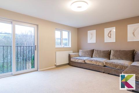7 Lower Wrigley Green, Diggle, Oldham, OL3 5WG