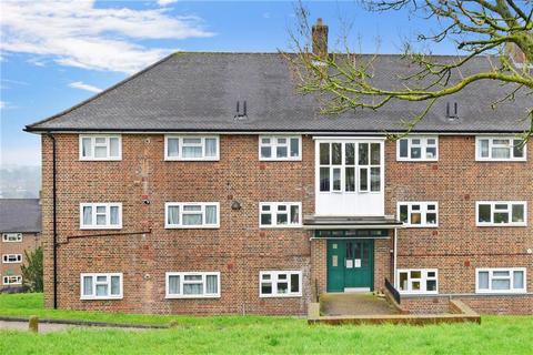 151 Kingsdown Avenue, South Croydon, CR2 6QN