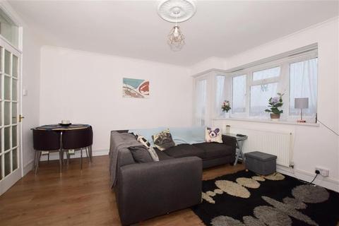 151 Kingsdown Avenue, South Croydon, CR2 6QN