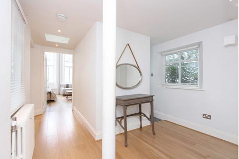 2 bedroom flat for sale, Rutland Gate, Knightsbridge, SW7