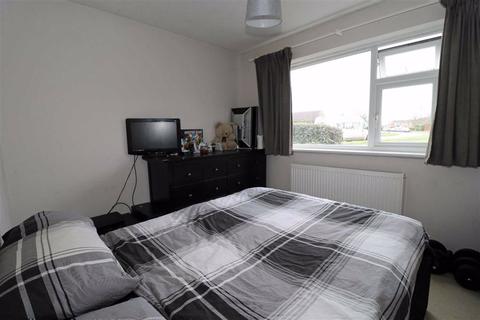 24 Hathaway Drive, Warwick, CV34 5RD