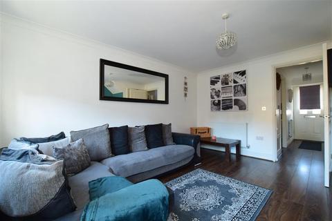 8 Baryntyne Crescent, Hoo, Rochester, ME3 9GE