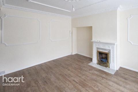 3 bedroom end of terrace house to rent, Alibon Road, Dagenham