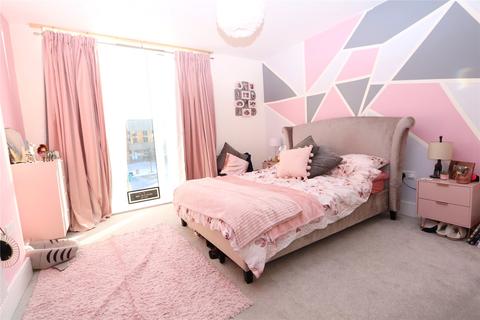 Flat 3, 7 Brooklands Square, Brooklands, Milton Keynes, MK10 7NG