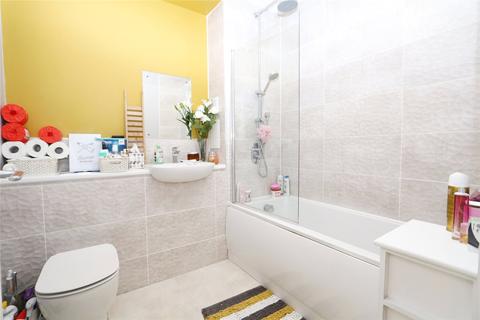 Flat 3, 7 Brooklands Square, Brooklands, Milton Keynes, MK10 7NG