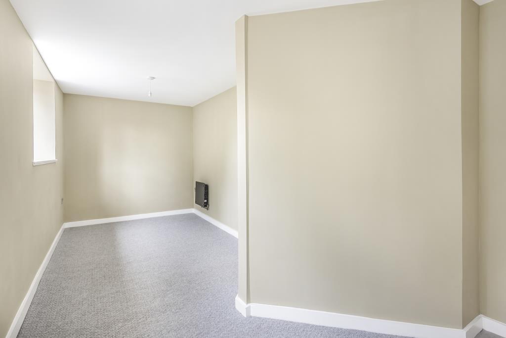 Llandrindod Wells, Powys, LD1 2 bed apartment to rent £525 pcm (£121 pw)