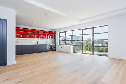 2 bedroom apartment to rent, Kent Building, London City Island, London,  E14