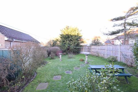17 Boleyn Way, Jaywick, Clacton-on-sea, CO15 2NJ