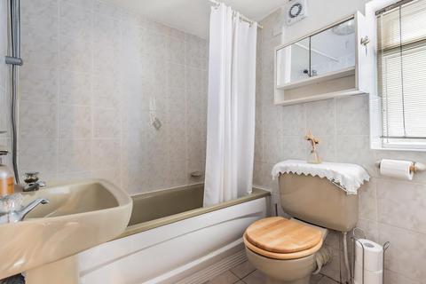 91 Lynton Road, London, SE1 5QT