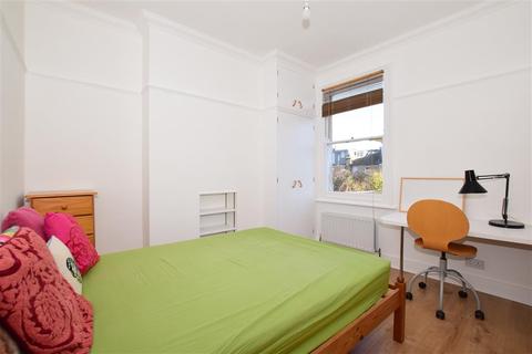 53 Whitford Gardens, Mitcham, CR4 4AB