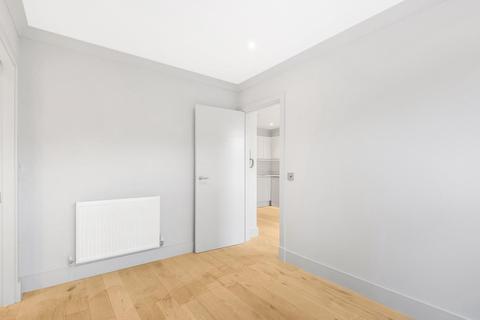 Flat 4, Hawkins House, 16a Beardell Street, London, SE19 1TP