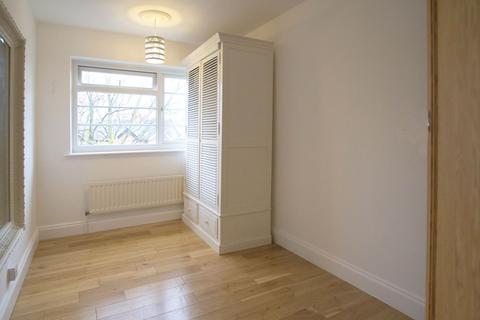 2 bedroom apartment to rent, Oakley Court, Churchview Road, Twickenham