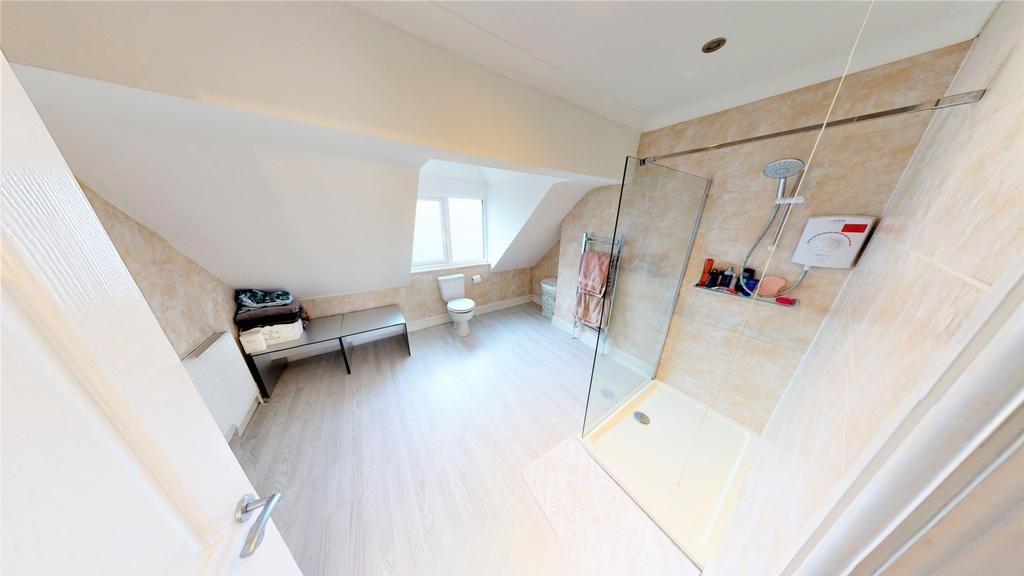 Bedroom 1 - En-Suite