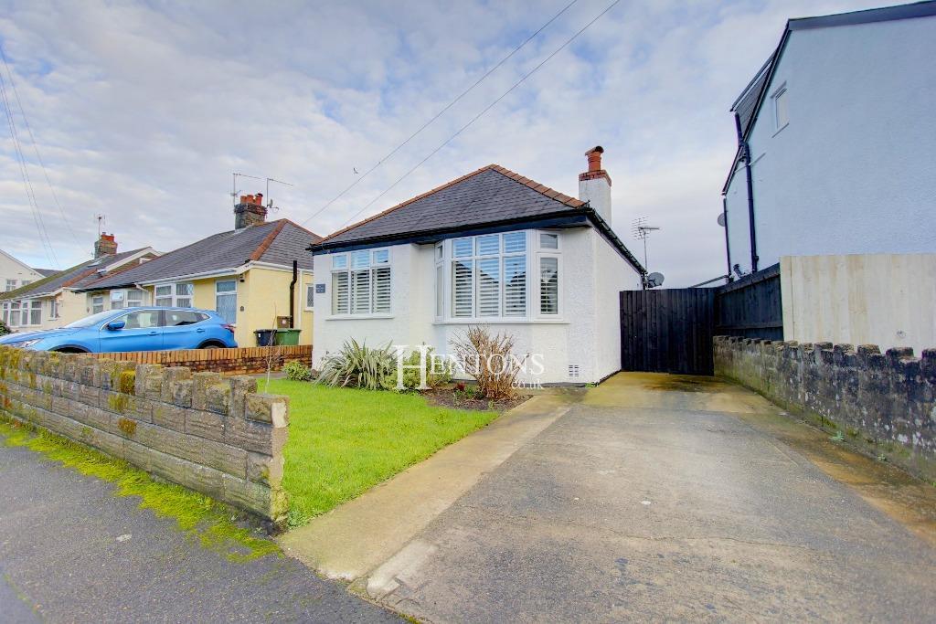 HeolYNant, Rhiwbina, Cardiff 2 bed detached bungalow for sale £322,500