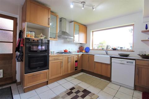 66 Henley Meadows, Tenterden, TN30 6EN