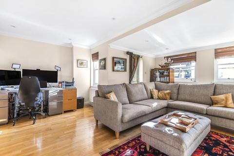 14 Admiralty Way, Teddington, TW11 0NL