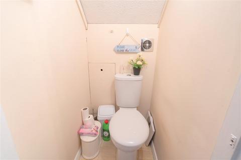 81 Collingwood Crescent, Grimsby, DN34 5RG