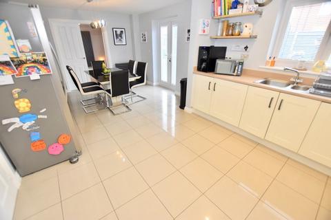 77 Lyons Drive, Coventry, CV5 9PN