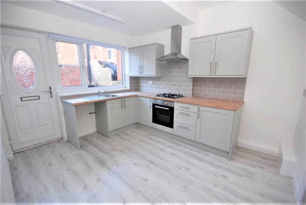 Queen Street, Birtley 2 bed terraced house £72,500