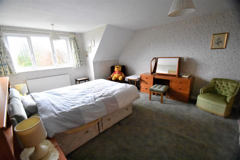 Winslydale Sly Corner, Lee Common, Great Missenden, HP16 9LD