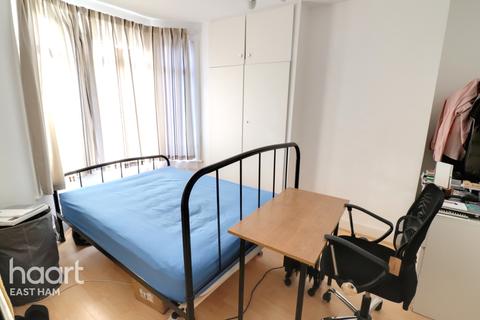 42 Clifton Road, London, E7 8QE