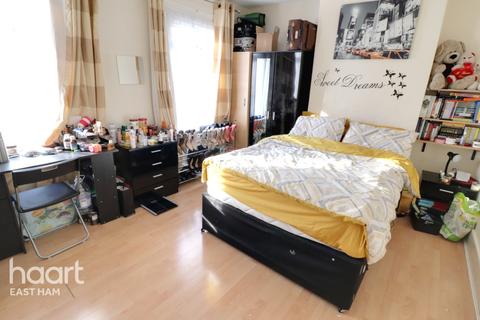 42 Clifton Road, London, E7 8QE